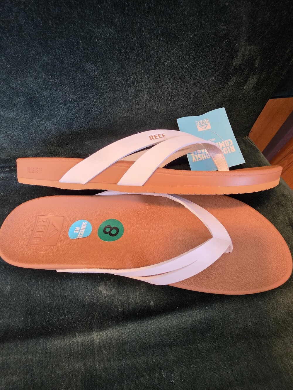 Reef 8 Cushion Spring Joy White Flip-Flop Sandals